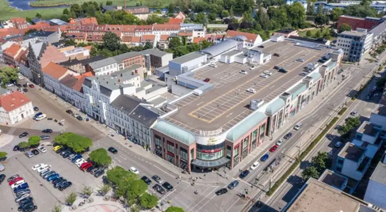 Renewable District Supply for a Residential Quarter